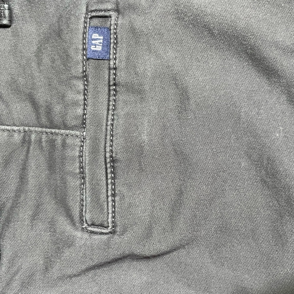 Gap Stretch Skinny Pants, Size 8, charcoal gray, 27” long - Picture 6 of 11